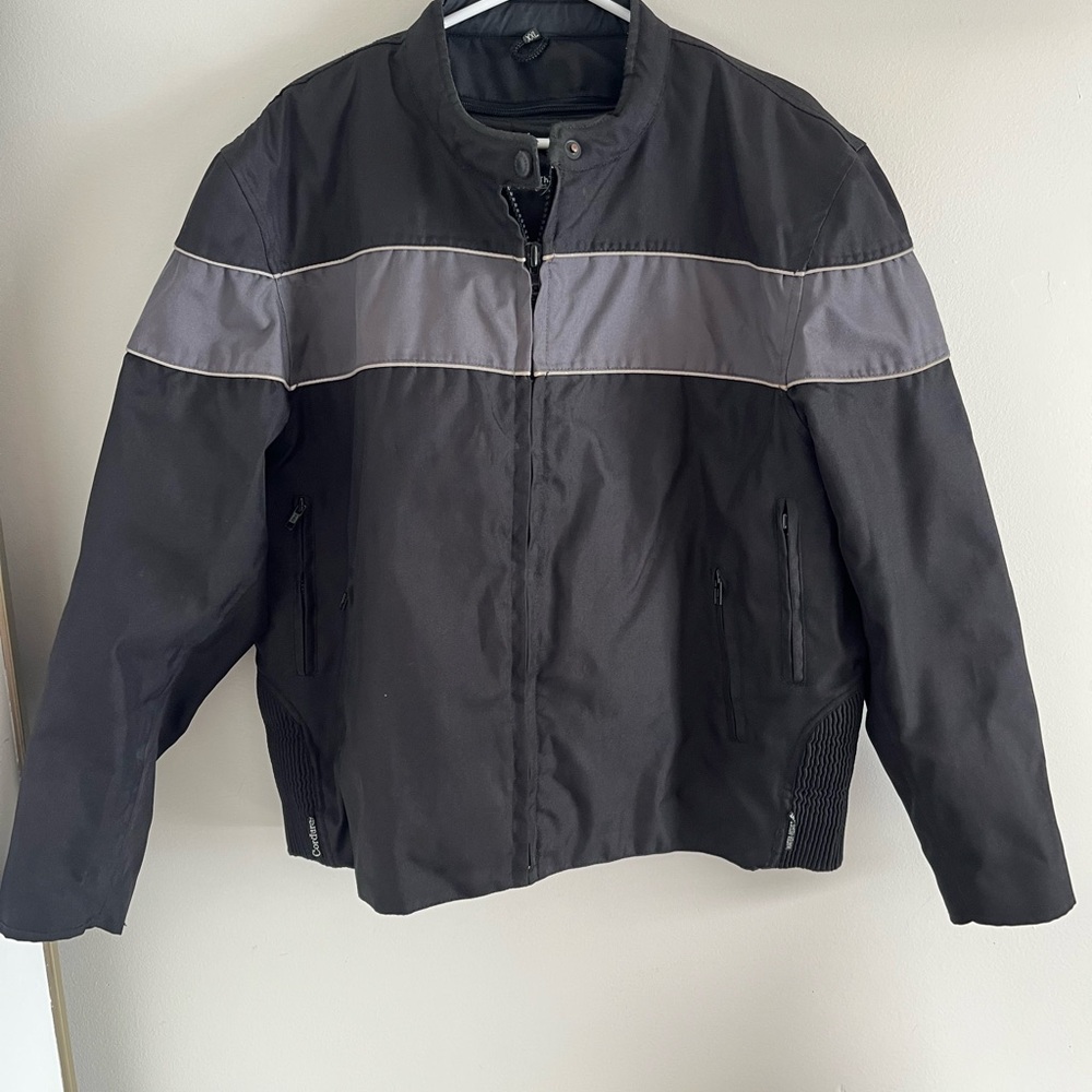 Screaming Eagle Men's Black and Gray Jacket